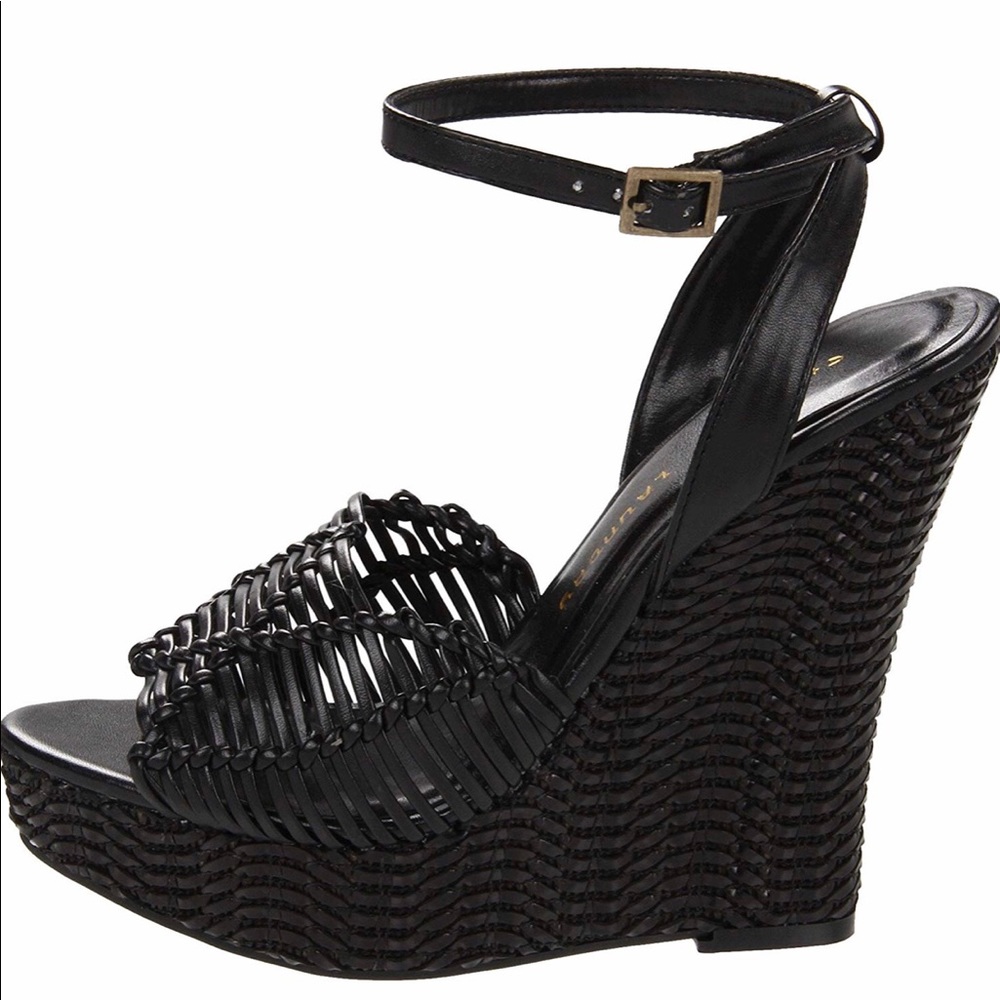 Chinese Laundry Women’s Wedges